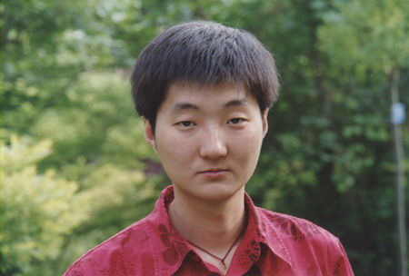 王大治，自然之旅探寻内心宁静与微笑的力量