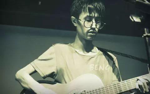 最新流行歌曲与力量的融合，变化、学习与自信的力量之歌